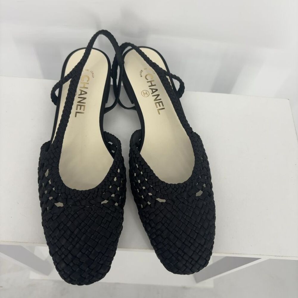 LIKE NEW CHANEL Black Woven Slingback Flats